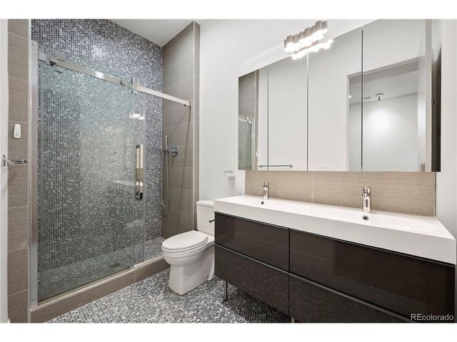 2037 Hooker St, Denver, CO 80211