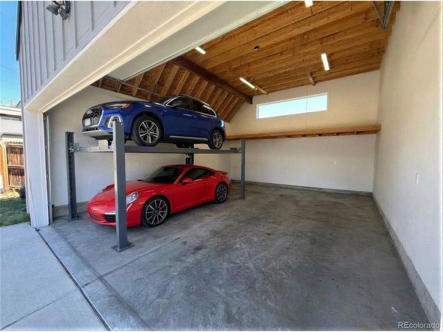 2037 Hooker St, Denver, CO 80211