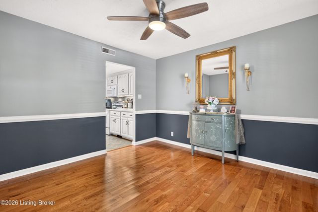 8134 Lake Terrace, Louisville, KY 40222