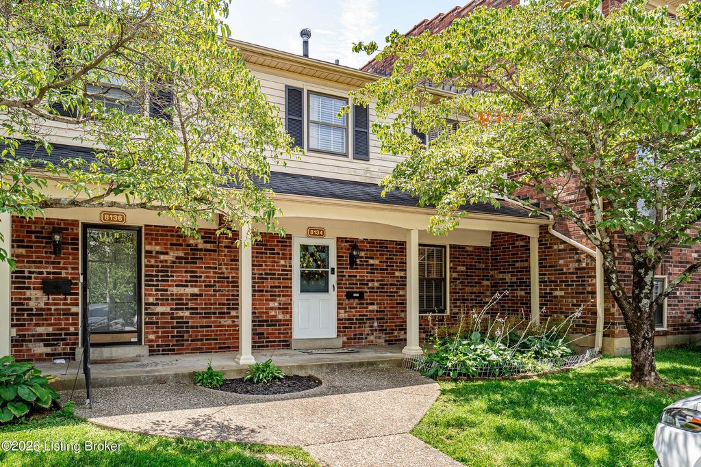 8134 Lake Terrace, Louisville, KY 40222