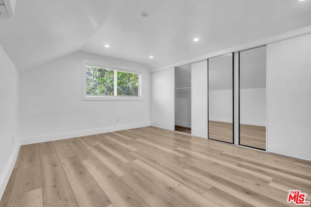 261 W 43rd Place, Los Angeles, CA 90037