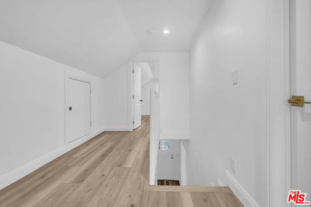 261 W 43rd Place, Los Angeles, CA 90037