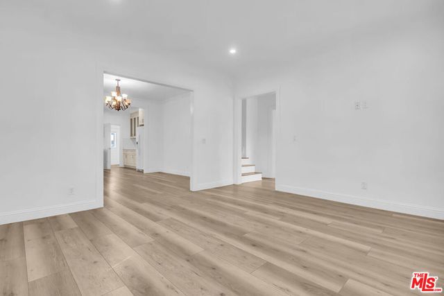 261 W 43rd Place, Los Angeles, CA 90037