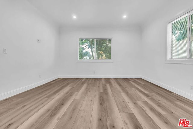 261 W 43rd Place, Los Angeles, CA 90037