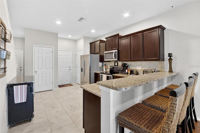 4732 WHITE SANDERLING COURT, Tampa, FL 33619