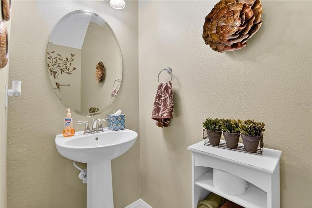 4732 WHITE SANDERLING COURT, Tampa, FL 33619