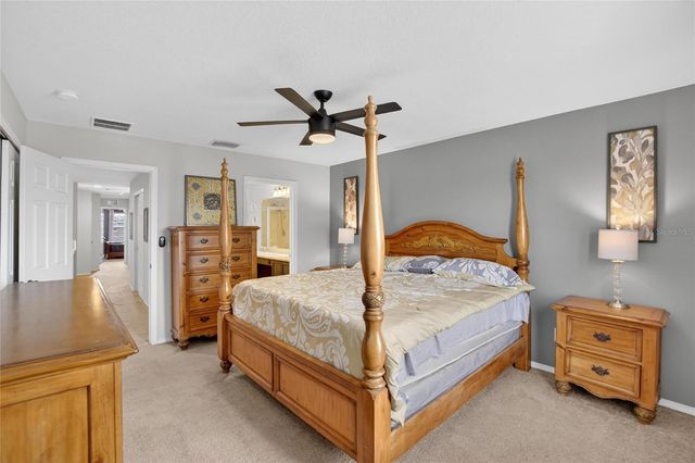 4732 WHITE SANDERLING COURT, Tampa, FL 33619