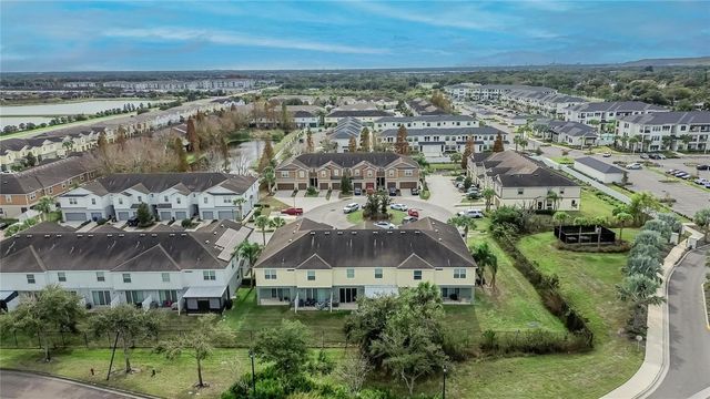 4732 WHITE SANDERLING COURT, Tampa, FL 33619