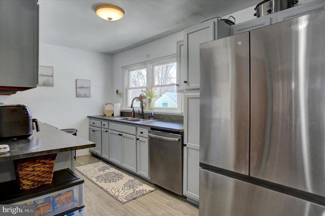 90 FERGUSON VALLEY RD, Mount Union, PA 17066