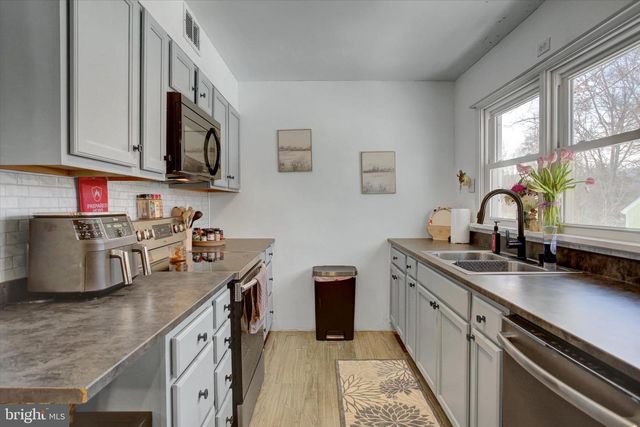 90 FERGUSON VALLEY RD, Mount Union, PA 17066