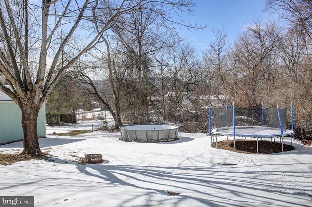 90 FERGUSON VALLEY RD, Mount Union, PA 17066