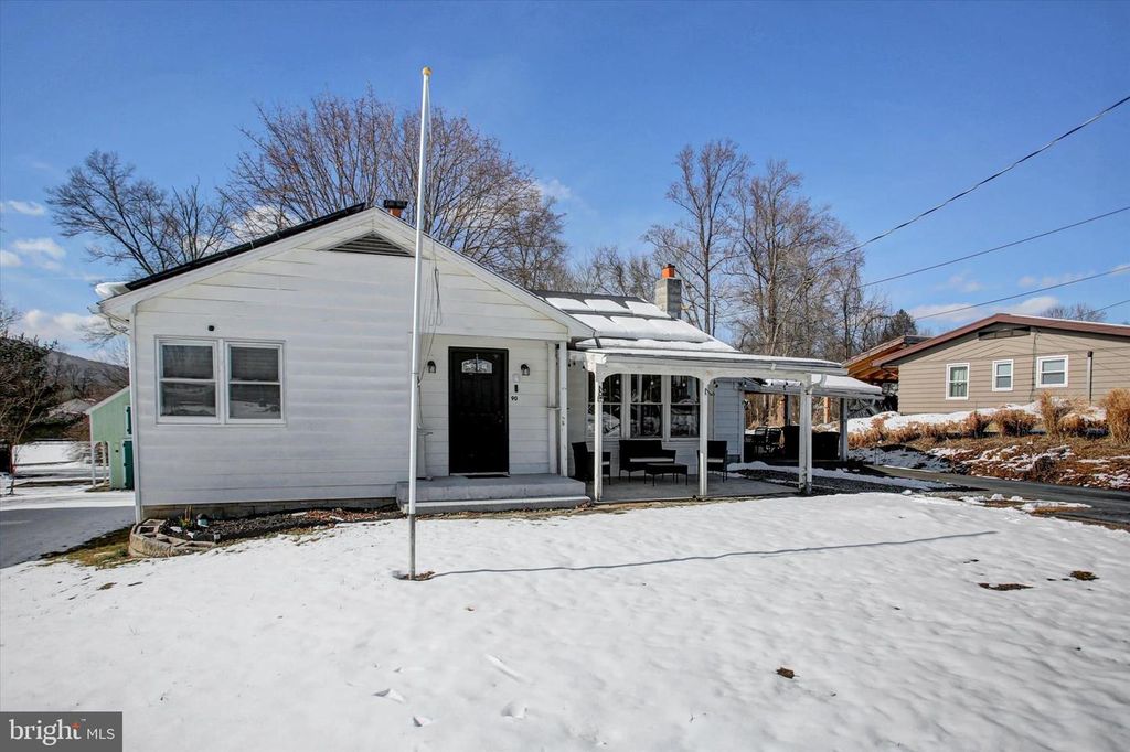 90 FERGUSON VALLEY RD, Mount Union, PA 17066