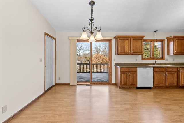 727 Terrace Drive, Roseville, MN 55113