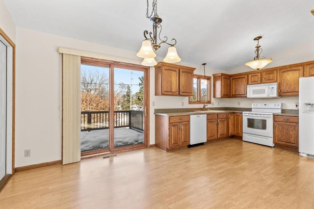 727 Terrace Drive, Roseville, MN 55113