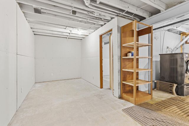 727 Terrace Drive, Roseville, MN 55113