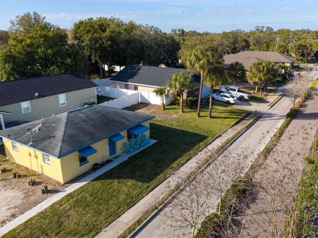 103 E PARK STREET, Tarpon Springs, FL 34689