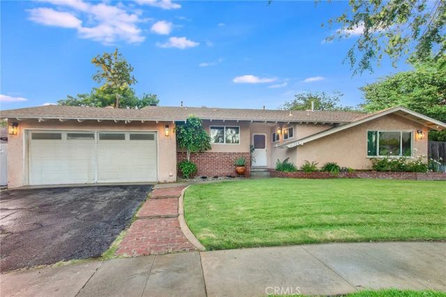 21709 Michale Street, Canoga Park, CA 91304