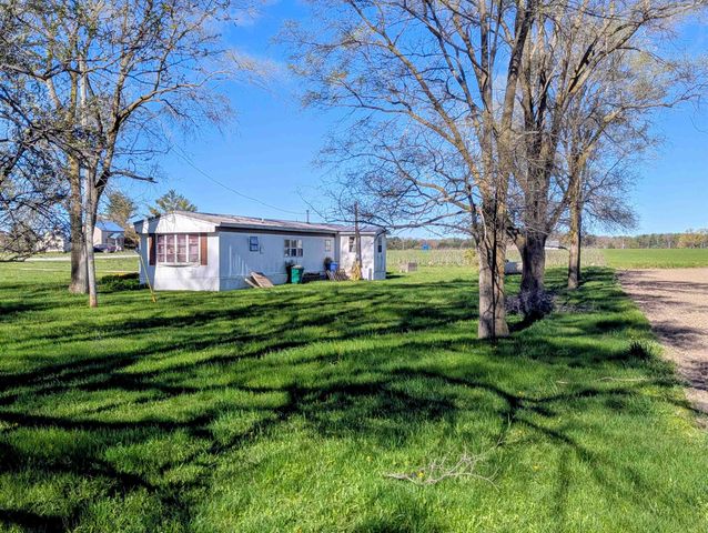 5312 & 5324 Kocot Road, Sterling, MI 48659