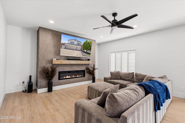 10427 E Diamond, Mesa, AZ 85208