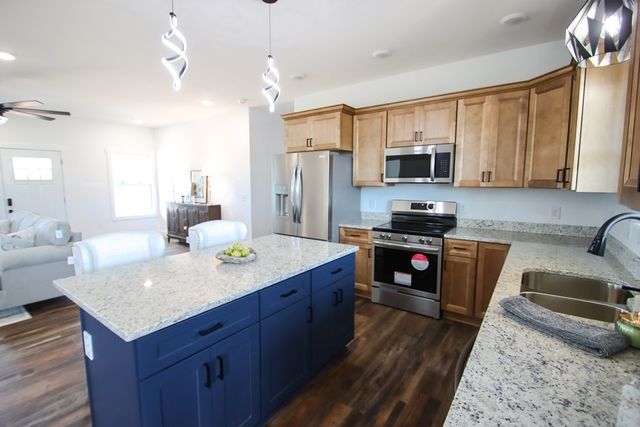 14193 Old Kentucky Rd, Walling, TN 38587