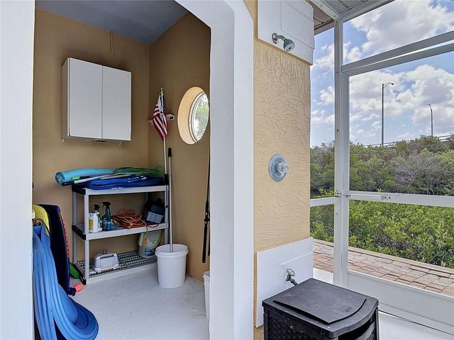 21 RICHMOND DR, New Smyrna Beach, FL 32169