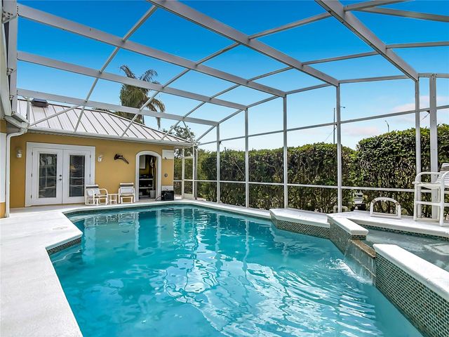 21 RICHMOND DR, New Smyrna Beach, FL 32169