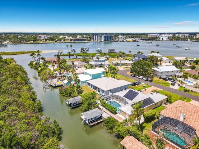 21 RICHMOND DR, New Smyrna Beach, FL 32169
