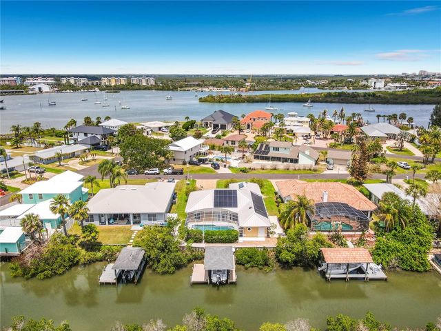 21 RICHMOND DR, New Smyrna Beach, FL 32169