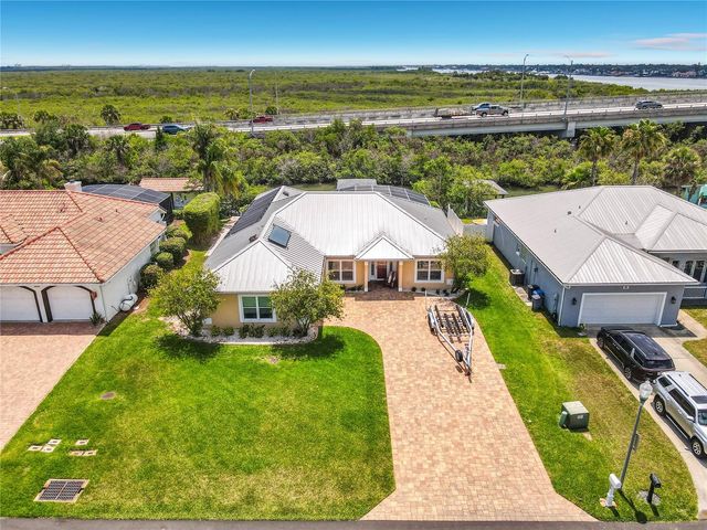 21 RICHMOND DR, New Smyrna Beach, FL 32169