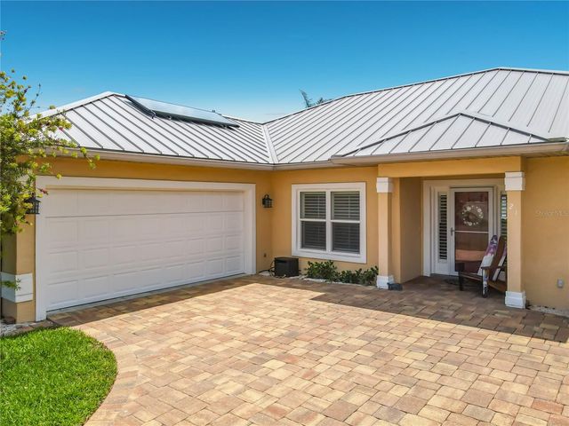21 RICHMOND DR, New Smyrna Beach, FL 32169