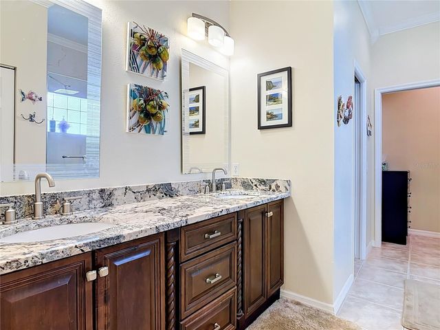 21 RICHMOND DR, New Smyrna Beach, FL 32169
