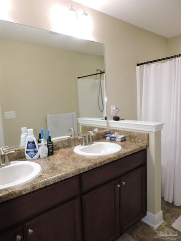 3885 Weatherstone Cir, Pensacola, FL 32507