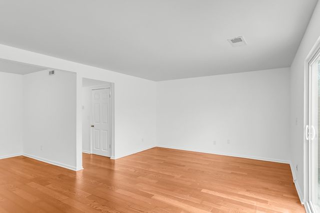 301 Lakeside Drive C-1, Mount Pleasant, SC 29464