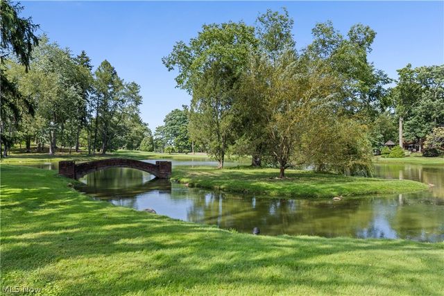 4056 Glenmoor Road NW, Canton, OH 44718