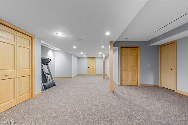 4056 Glenmoor Road NW, Canton, OH 44718