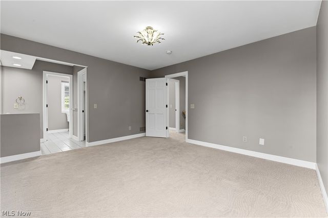 4056 Glenmoor Road NW, Canton, OH 44718