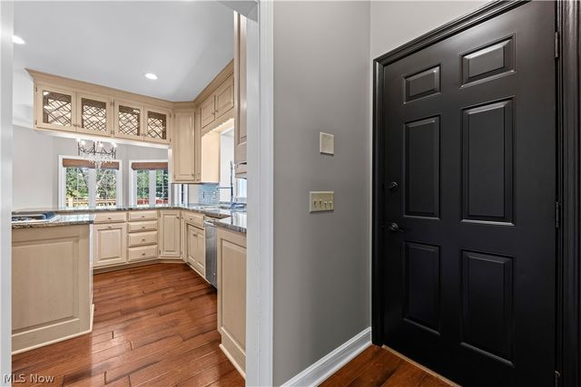 4056 Glenmoor Road NW, Canton, OH 44718