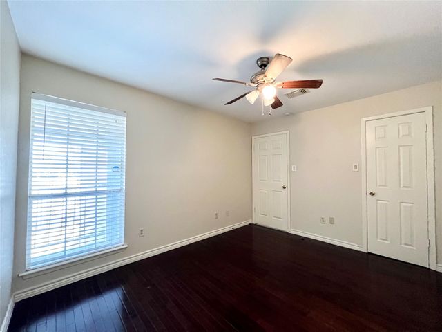 2626 Holly Hall Street 306, Houston, TX 77054