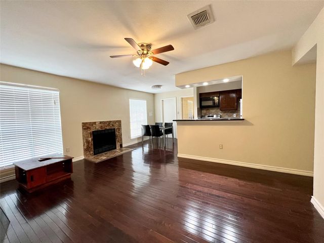 2626 Holly Hall Street 306, Houston, TX 77054