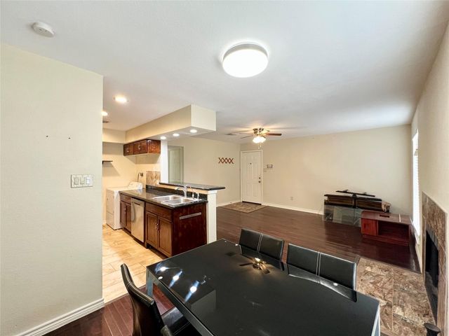 2626 Holly Hall Street 306, Houston, TX 77054