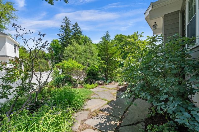 233 Rutledge, Belmont, MA 02478