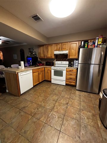 2500 Centenary Boulevard 7, Shreveport, LA 71104