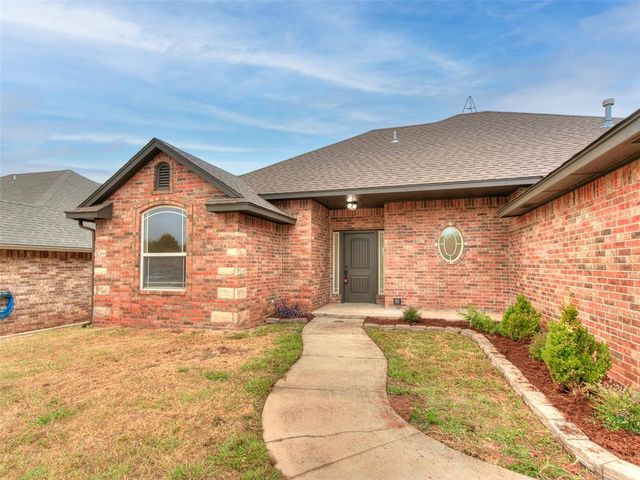 4709 Grand Avenue, Noble, OK 73068
