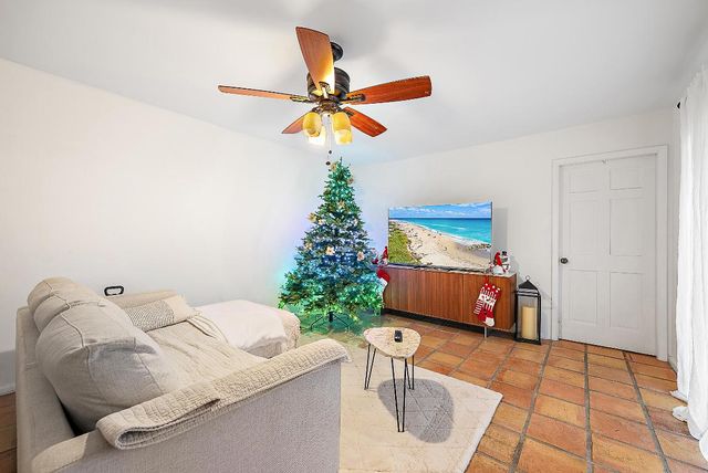 227 2nd Terrace, Palm Beach Gardens, FL 33418