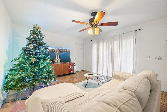 227 2nd Terrace, Palm Beach Gardens, FL 33418