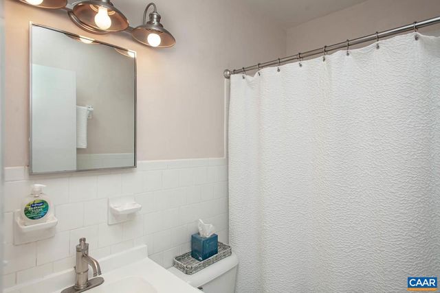 402 NE 13TH ST, Charlottesville, VA 22902