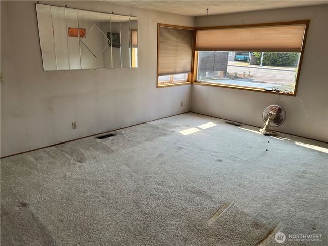 603 Gove, Steilacoom, WA 98388
