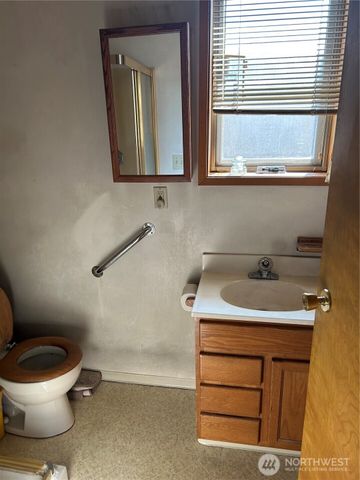 603 Gove, Steilacoom, WA 98388