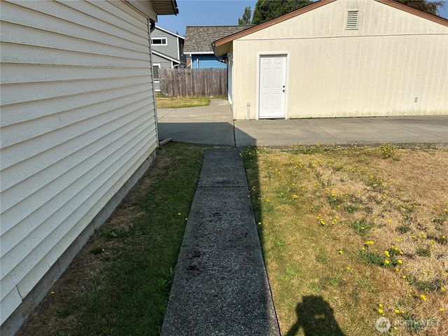 603 Gove, Steilacoom, WA 98388