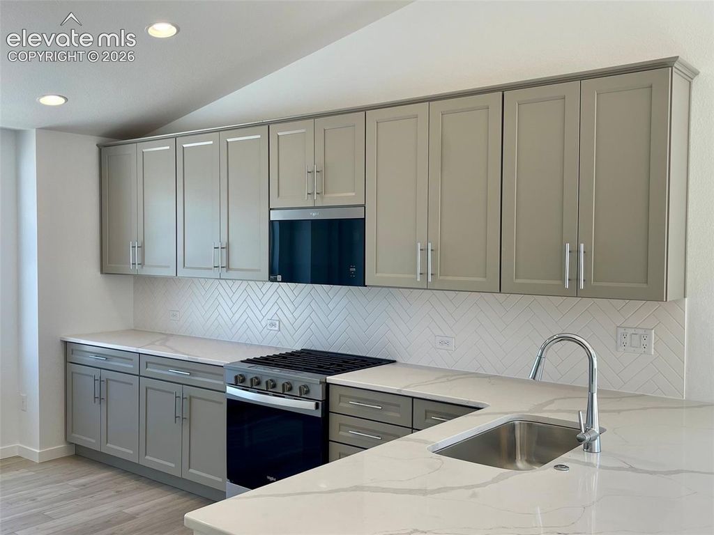 7956 Wilton Drive, Colorado Springs, CO 80908 — photo 3